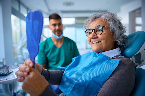 When To See A Dentist For Denture Repair